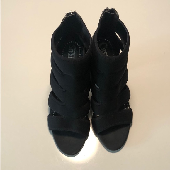 Black Open Toe Heels - Picture 6 of 6